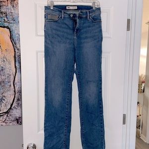 Levi’s 512 straight leg jeans